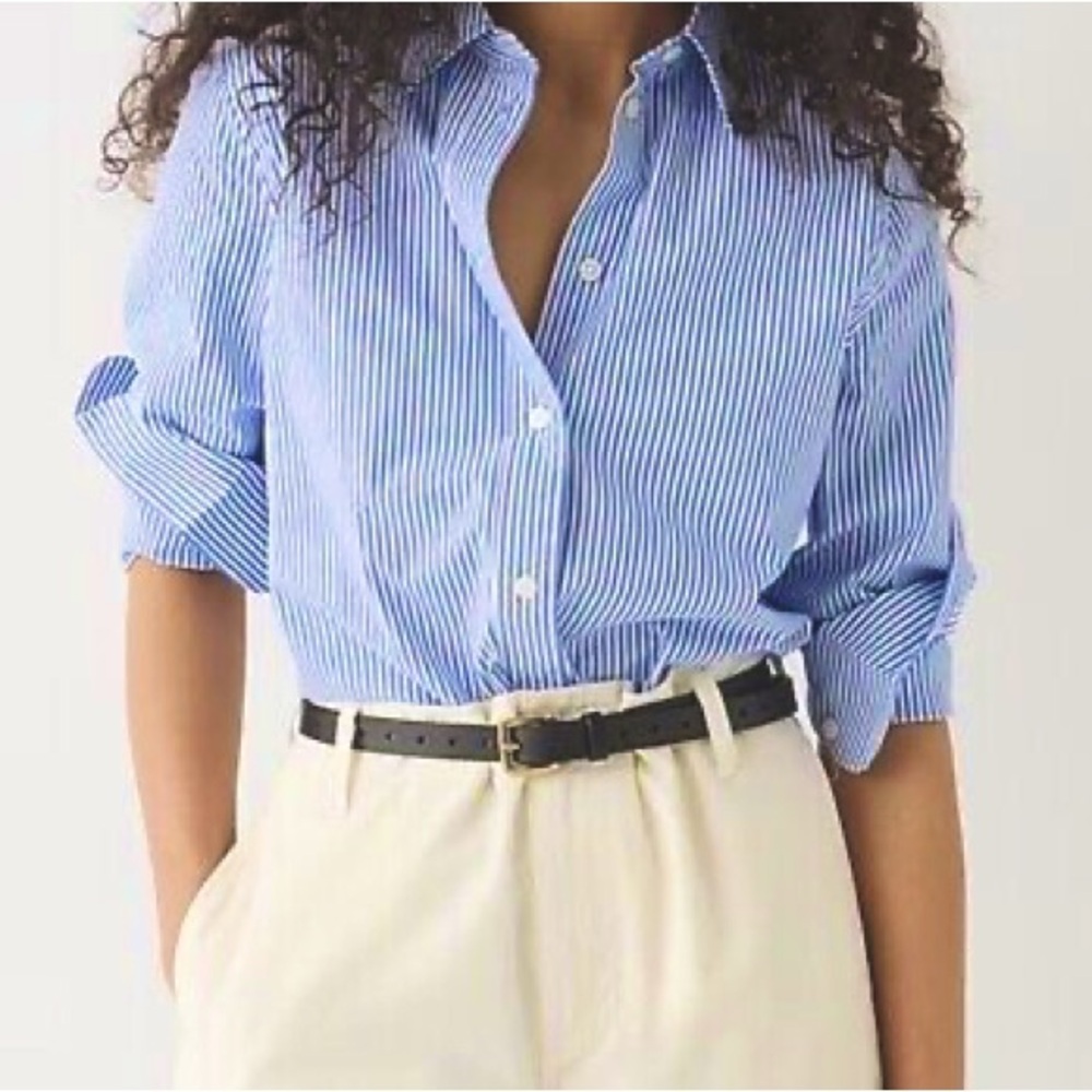 J Crew Blue Striped Classic Button Up Long Sleeve Shirt in Cotton Poplin